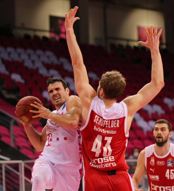 位策应时更 位策应时更